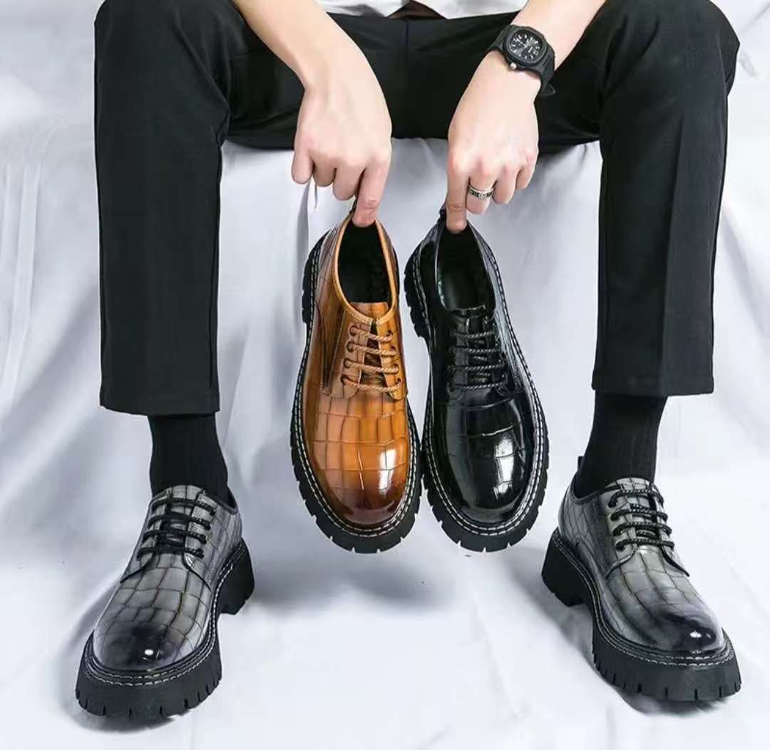 Men Alligator Laced Shoes